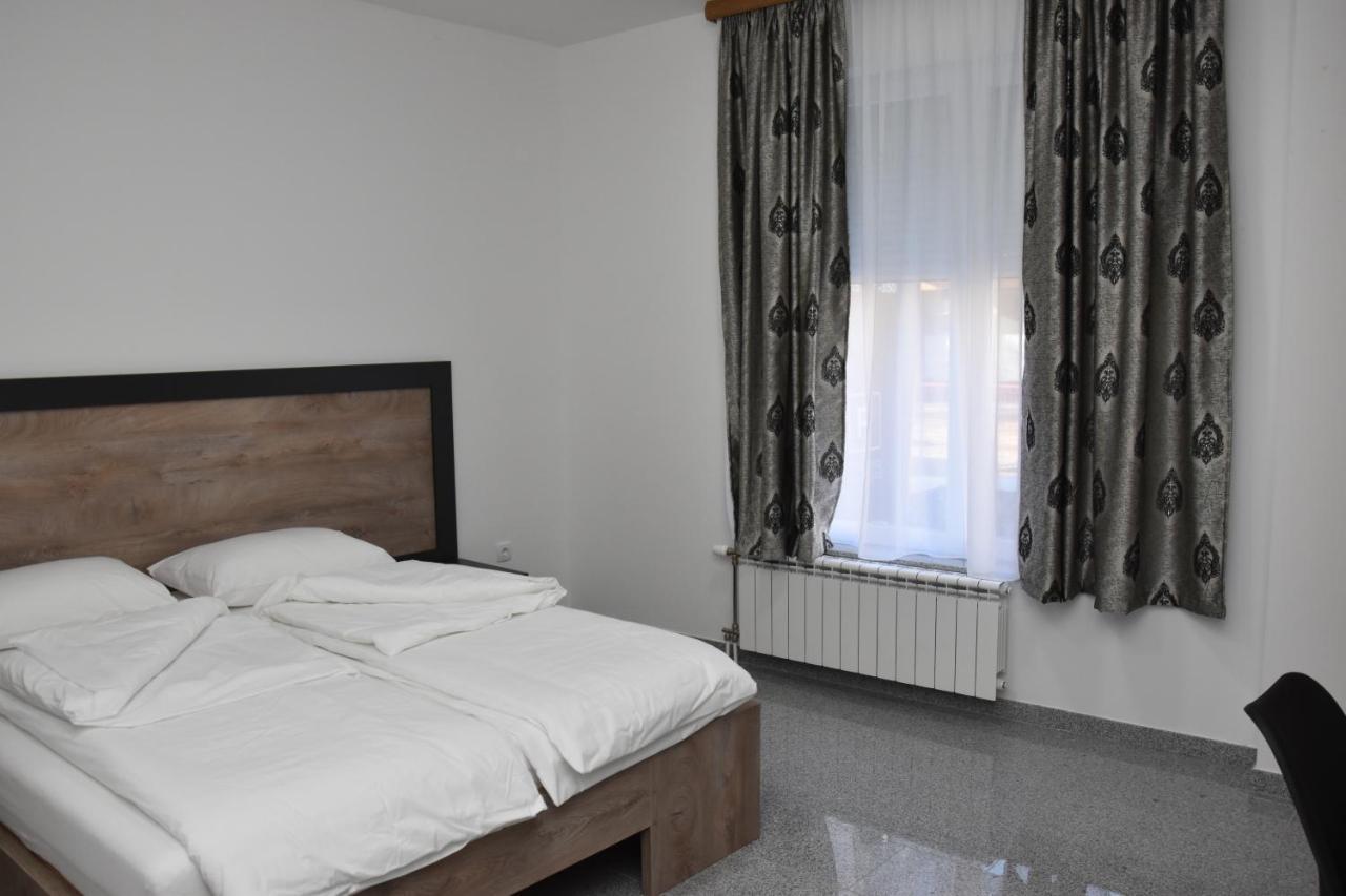 Motel Centar Биелина Екстериор снимка