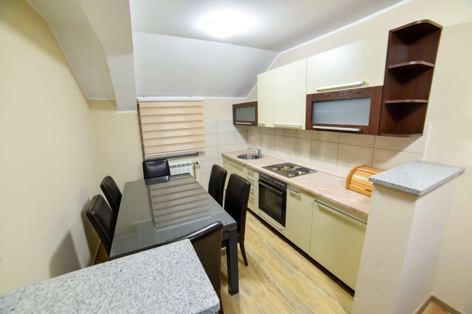 Motel Centar Биелина Екстериор снимка